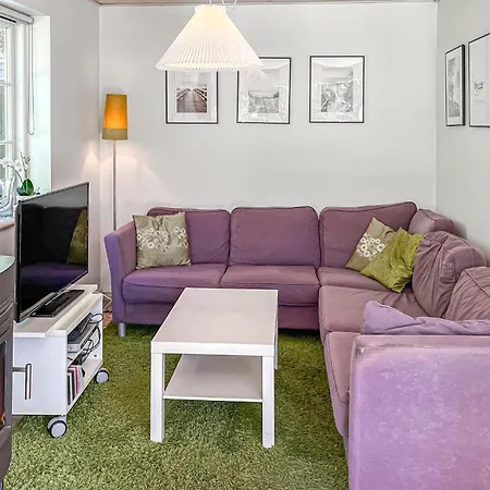3 Bedroom Gorgeous In *